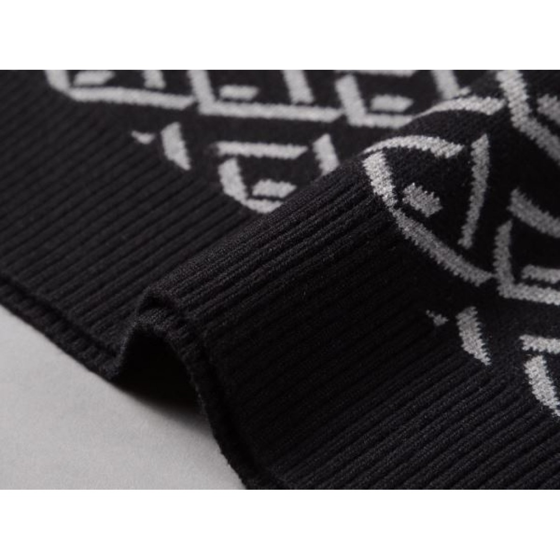 2024FW VERSACE ヴェルサーチェ 完売必須☆お早めに セーター - 画像 (8)