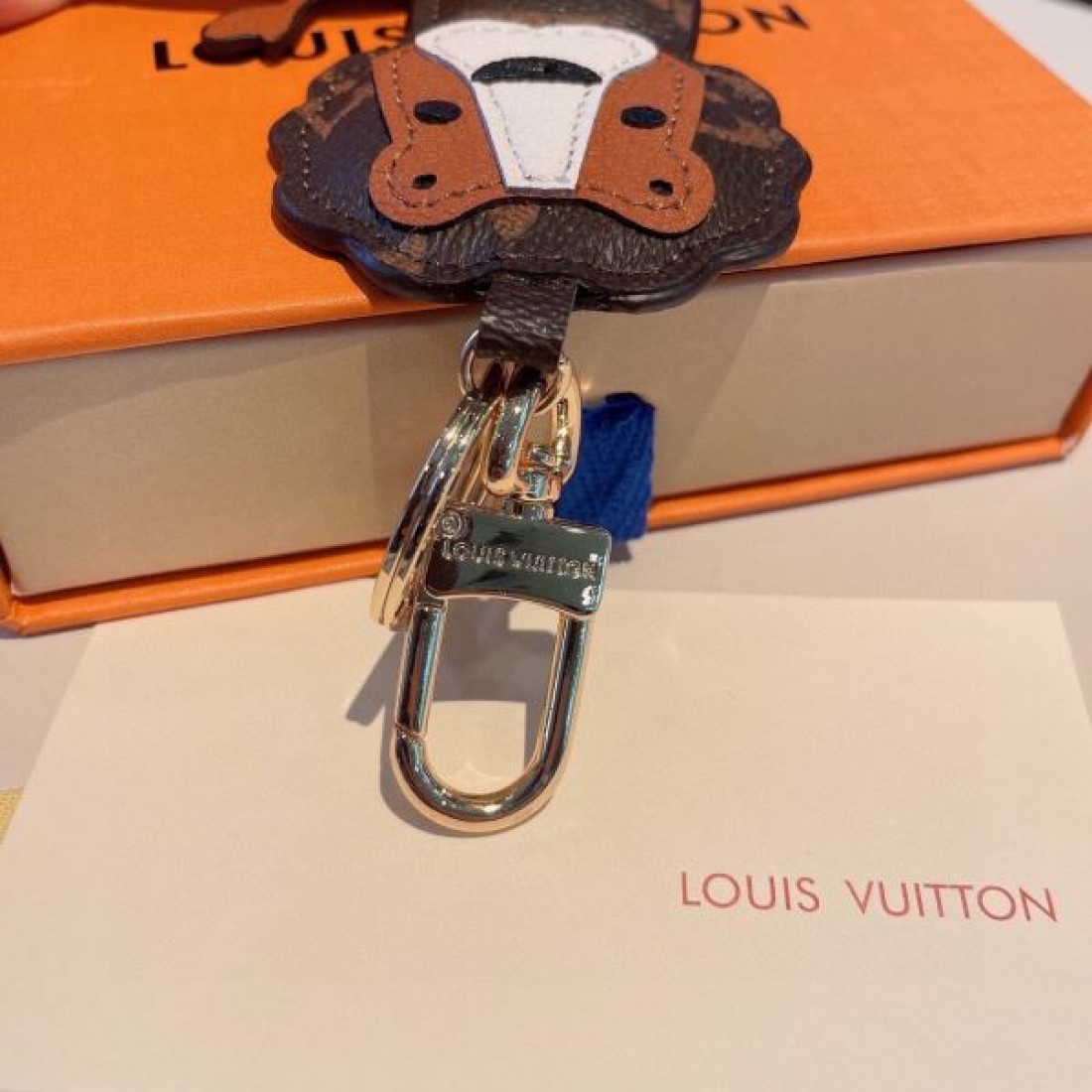 2024SS キーホルダー LOUIS VUITTON ルイヴィトン 大人でお上品 - 画像 (8)