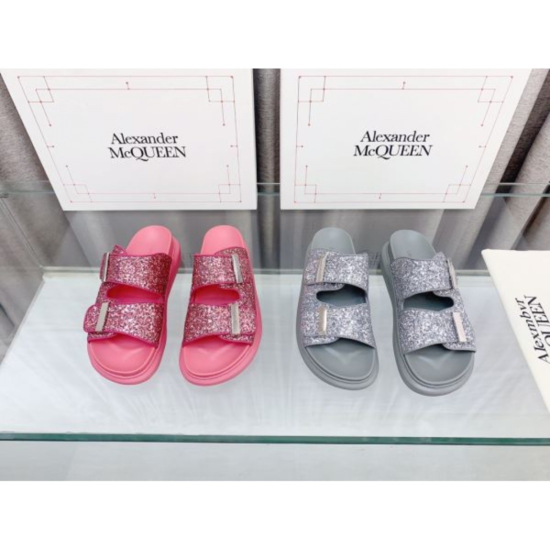 2024SS 海外大人気 ALEXANDER WANG アレキサンダーワン レディーススリッパ - 画像 (10)