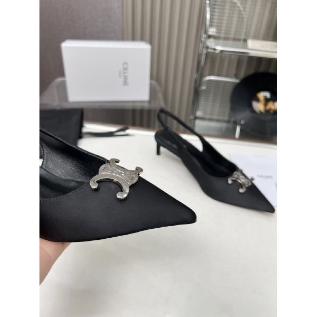 2024SS 大流行新ブランドアイテム CELINE セリーヌ レディースサンダル - 画像 (8)