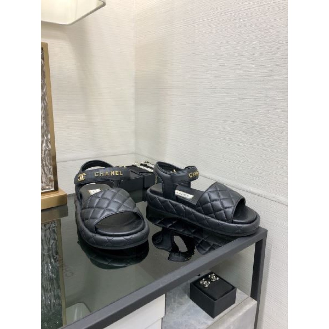 2024SS 上品なカジュアルコーデに CHANEL シャネル レディースサンダル - 画像 (8)