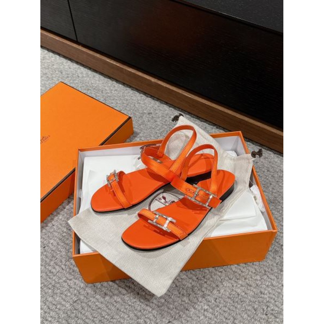 2024SS 希少！取り扱い店舗限定 HERMES エルメス レディースサンダル - 画像 (7)