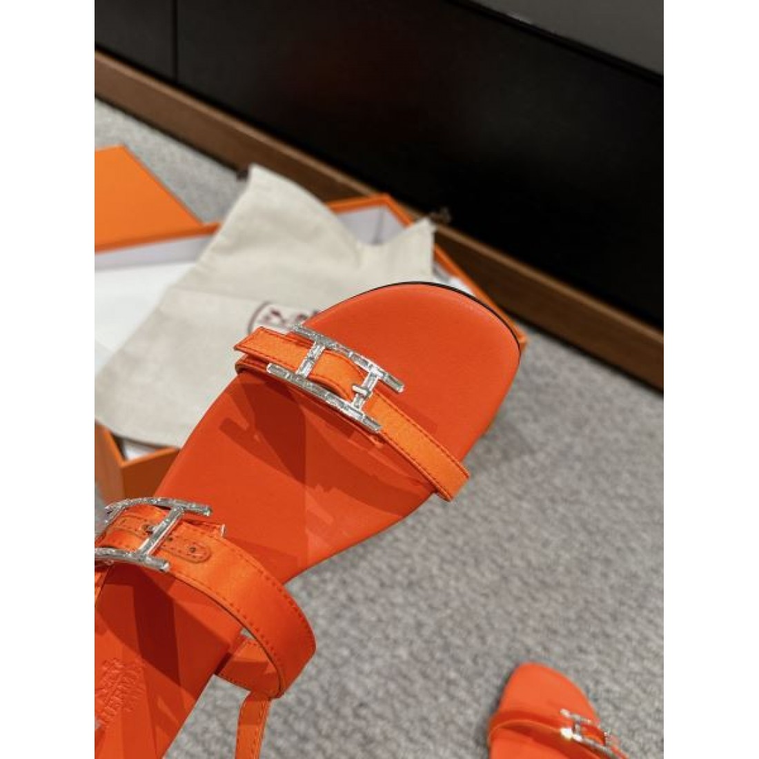 2024SS 希少！取り扱い店舗限定 HERMES エルメス レディースサンダル - 画像 (8)