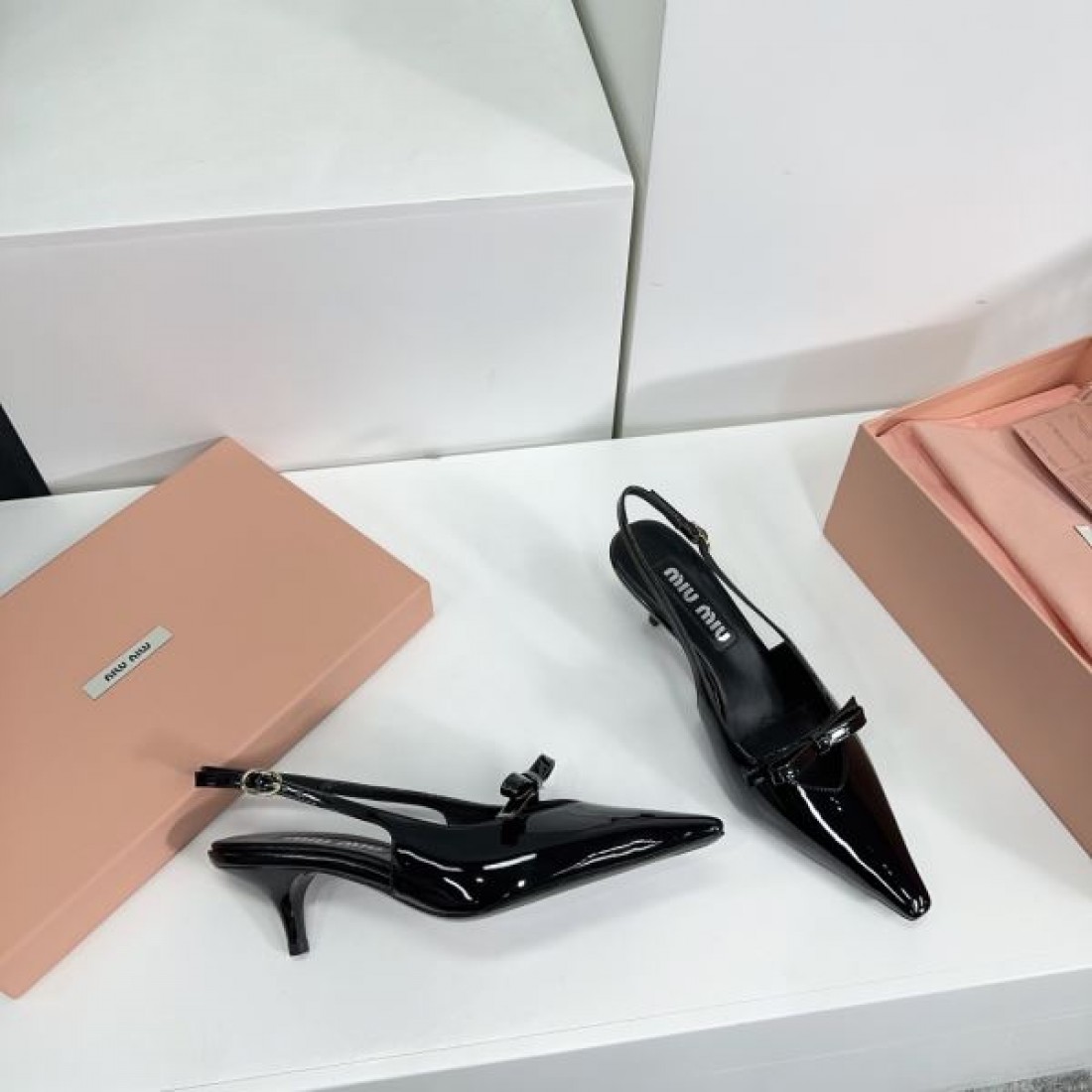 2024SS 定番人気商品 MIU MIU ミュウミュウ レディースサンダル - 画像 (8)