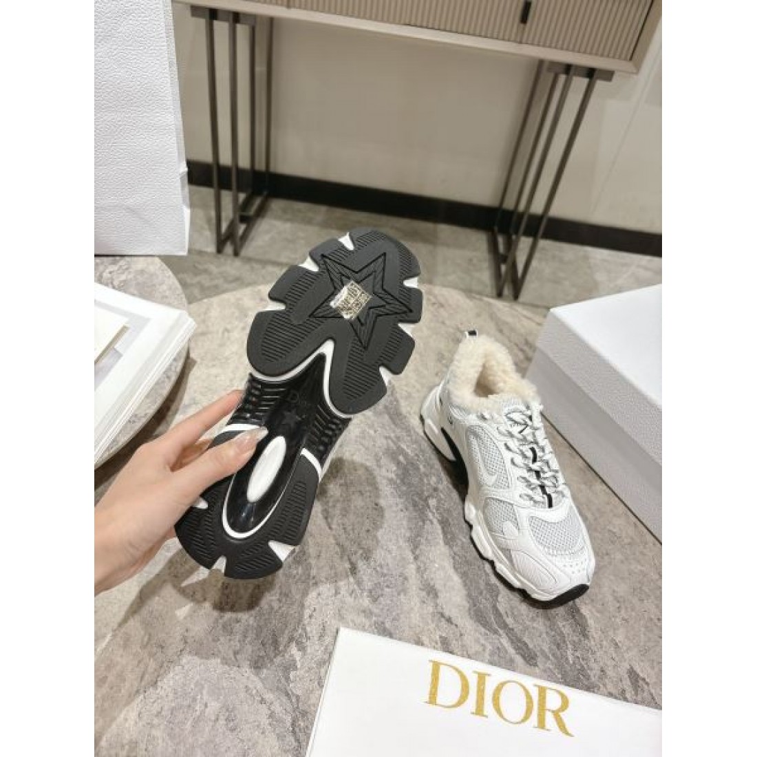 DIOR ディオール 2024FW レディース用 スニーカー 夢中になる冬季新作が続出 - 画像 (10)