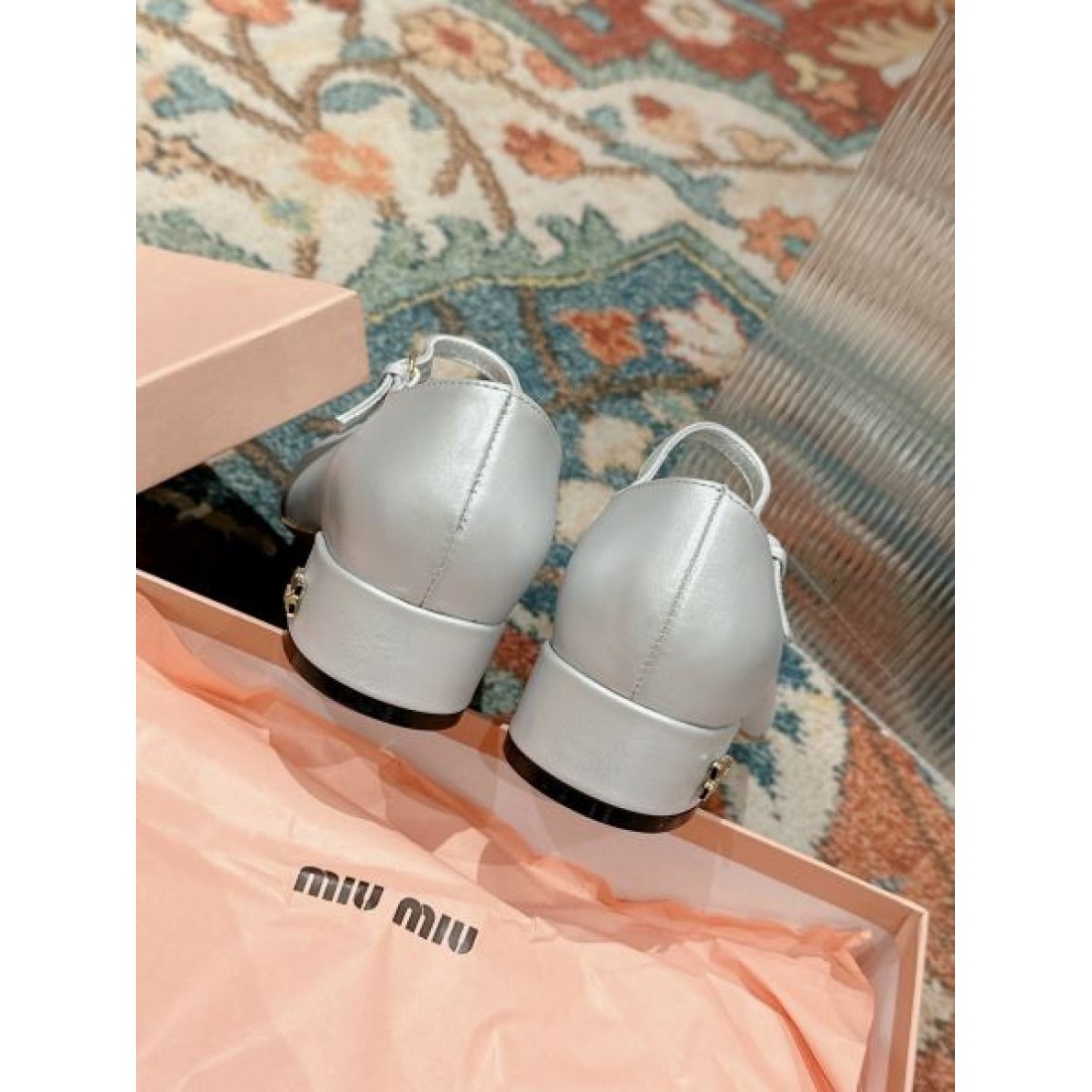2024SS おしゃれを楽しむ！ MIU MIU ミュウミュウ レディース用 スニーカー - 画像 (8)