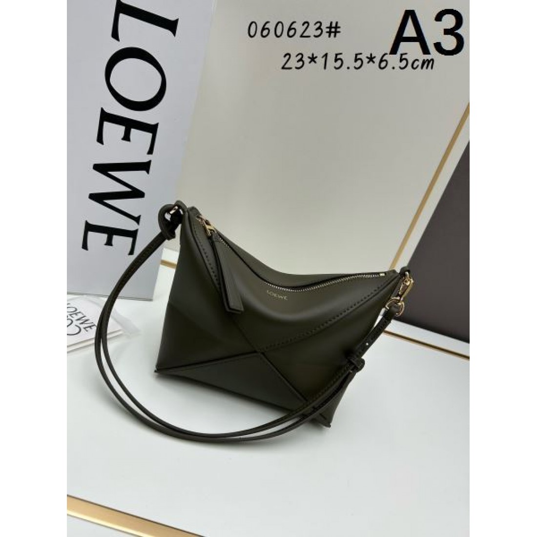 2025SS ショルダーバッグ LOEWE ロエベ 人気が続行限定アイテム - 画像 (4)