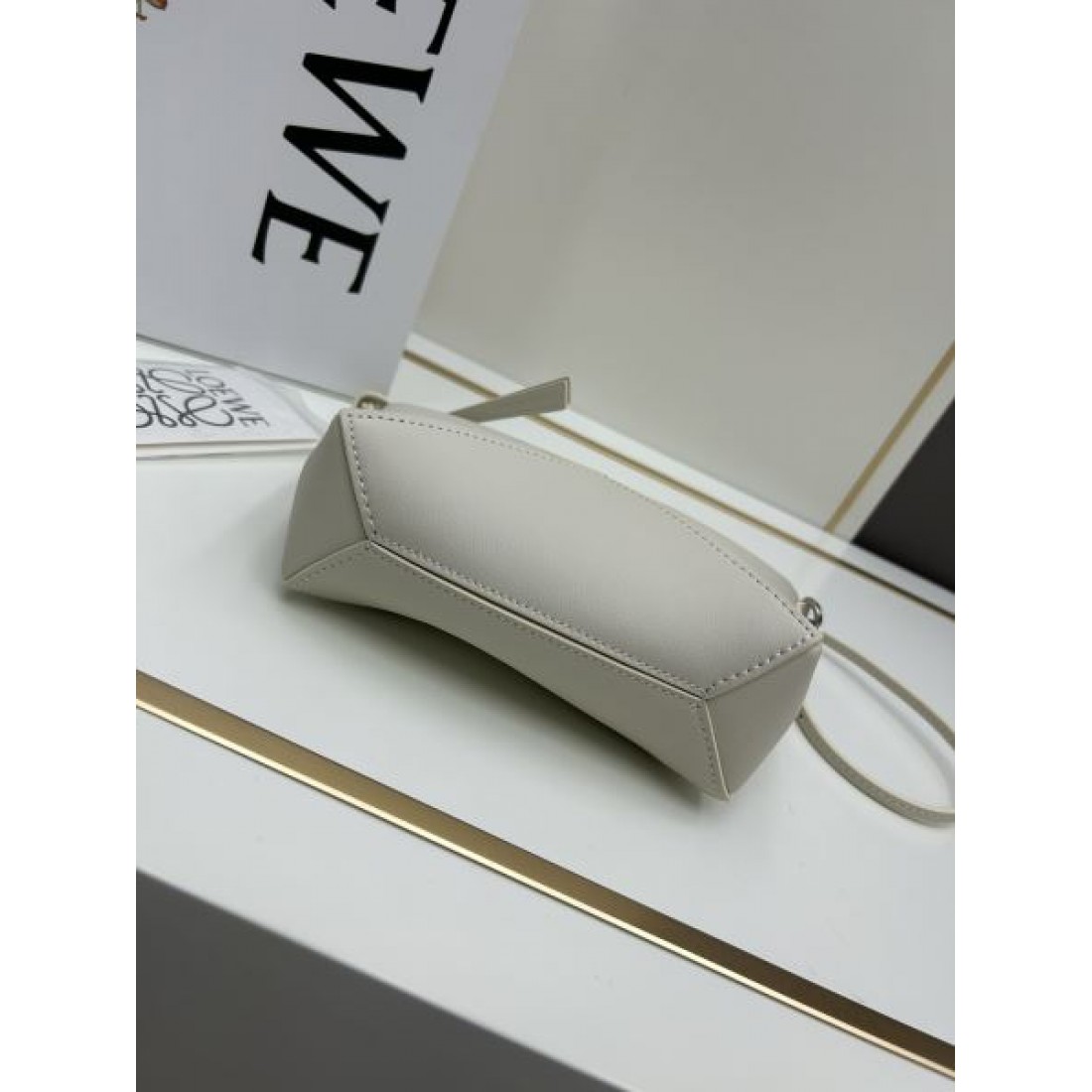 2025SS ショルダーバッグ LOEWE ロエベ 人気が続行限定アイテム - 画像 (7)