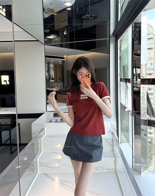 MIUMIU 偽物